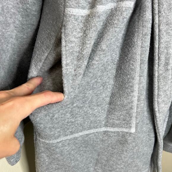 Y2K Victoria's Secret Hooded Robe XS/SM Gray Contrasting Trim Belted House Coat - Picture 5 of 10